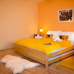 Renomal Aparthotel 3*